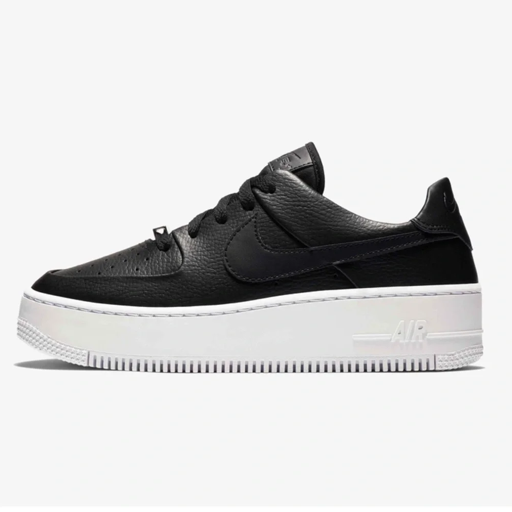 Nike Air Force 1‎ Sage Low Women's Size 6.5 Sneakers Black White AR5339-002